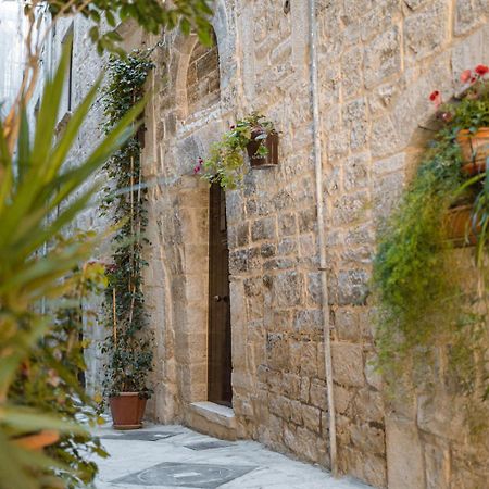 La Piccola Torre Hotel Bisceglie Eksteriør billede