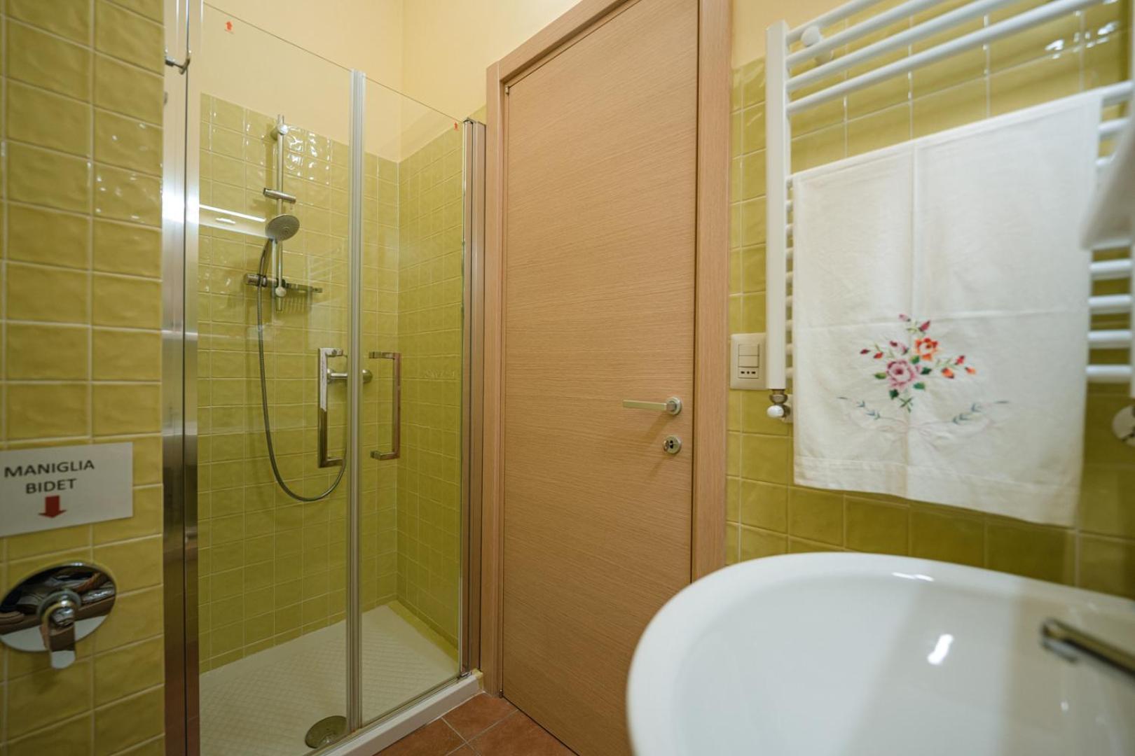 La Piccola Torre Hotel Bisceglie Værelse billede
